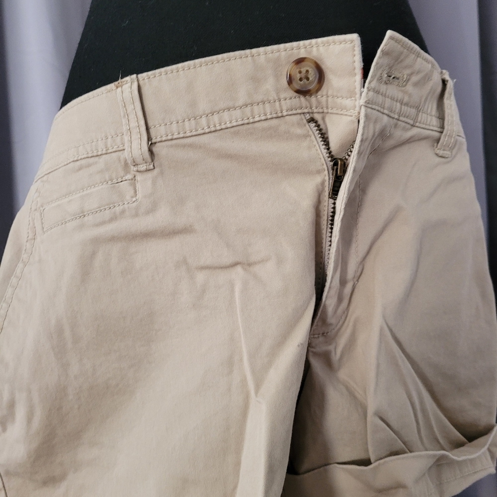 Shorts - Picture 5 of 6